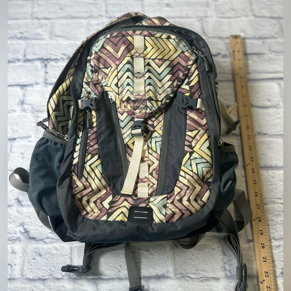 L.L. Bean Quad Explorer Backpack. Great for Outdoors, office, school or travel. - Picture 11 of 12